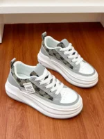 Sneaker's for women - Image 3
