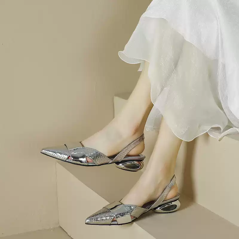 O1CN01L4uQDz2EFz47DFcT4_!!2207713148716.jpg_q50.jpg_ Summer new low heels LA1632 - Image 1
