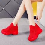 New shoes for woman - Image 2