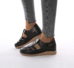 Autumn 2025 new European and American single shoes wedge heel sewing light Velcro hollow mother shoes - Image 4