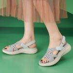 Amazon 2025 summer new large sole casual lightweight elastic thick-soled sandals