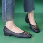 New 2025 spring and autumn soft sole comfortable slip-on mother shallow mouth single shoes women - Image 3