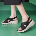 2025 thick-soled sandals, lightweight, non-slip, comfortable, casual sports Velcro women's shoes - Image 3