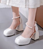 Retro embroidered Chinese style baotou sandals for women