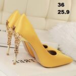 Available 36 Size Heel LA148