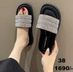 Available 38 Size Heel LA2204