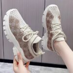European and American style platform flyknit shoes for women, 2025 new color-blocked soft sole, elastic and breathable casual sports lace-up shoes - Image 2