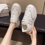 2025 New Summer Thick-Soled Platform Dad Shoes for Women, Fashionable and Versatile Sports Shoes, Lightweight Crocs, Single Shoes - Image 5