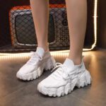 2025 Summer New Breathable Flyknit Thick-Soled Dad Shoes Lightweight Fashionable Versatile Plus Size Export Women's Shoes White Sneakers