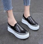 Platform sneakers, low-top sneakers, slip-on women's shoes, round toe casual shoes, suitable for all seasons in 2025.