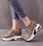Women's platform shoes with hidden wedge heels, new autumn 2025 style, leopard print, thick sole, chunky sneakers, sporty, casual, versatile, 8CM. - Image 4