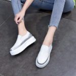 Platform sneakers, low-top sneakers, slip-on women's shoes, round toe casual shoes, suitable for all seasons in 2025. - Image 6