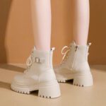 British style motorcycle black platform lace-up Martin boots, new autumn/winter 2025 style, fleece-lined, sweet and cool belt buckle ankle boots. - Image 5