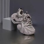 Korean style 2025 spring and autumn new dad shoes, fashionable, simple, versatile, platform, thick sole, see-through mesh, casual sports shoes. - Image 2