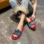 Korean style denim strappy sandals for women, perfect for summer 2025, versatile, fashionable, thick-soled, casual beach sandals. - Image 2