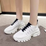 Women's Flyknit Sneakers, Spring/Summer 2025 New Style, Hollow Mesh Fabric, Breathable, Lightweight, Thick Sole