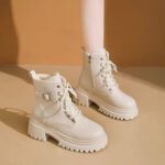 British style motorcycle black platform lace-up Martin boots, new autumn/winter 2025 style, fleece-lined, sweet and cool belt buckle ankle boots. - Image 3