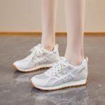 Women's breathable mesh sneakers, 2025 Korean style, new summer style, versatile, popular, thin, casual sports shoes - Image 3