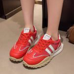 2025 New Summer Thick-Soled Platform Dad Shoes for Women, Fashionable and Versatile Sports Shoes, Lightweight Crocs, Single Shoes