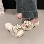 2025 New Women's Slippers, Versatile, Thick-Soled, Summer Bow-Tie, Heeled, Fashionable High-Heeled Sandals - Image 3