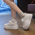 Simple platform white sneakers, new style, height-increasing, versatile, casual, lightweight, and comfortable for petite figures. - Image 3